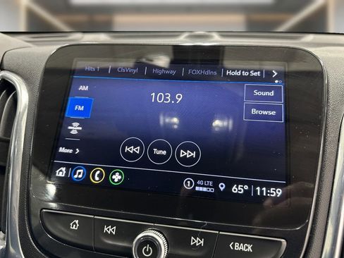Used 2023 Chevrolet Equinox Premier FWD image 19