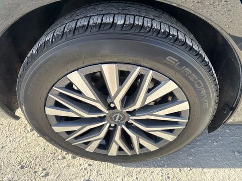 Used 2024 Nissan Altima 2.5 SV image 23