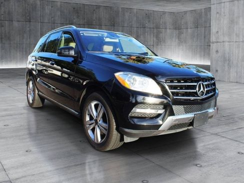 Used 2015 Mercedes-Benz ML 250 BlueTEC 4MATIC image 10