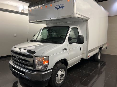 New 2026 Ford E-350 and Econoline 350 Super Duty w/ Power Equipment Group image 3