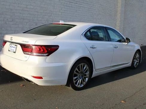 Used 2016 Lexus LS 460 AWD image 10