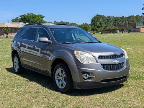 Used 2010 Chevrolet Equinox LT FWD image 1