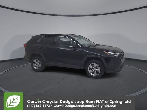 Used 2023 Toyota RAV4 XLE FWD image 2