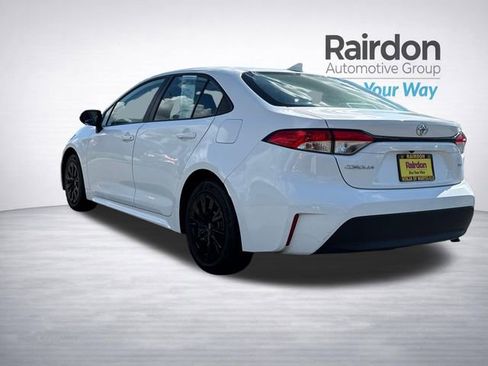 Used 2023 Toyota Corolla LE FWD image 5