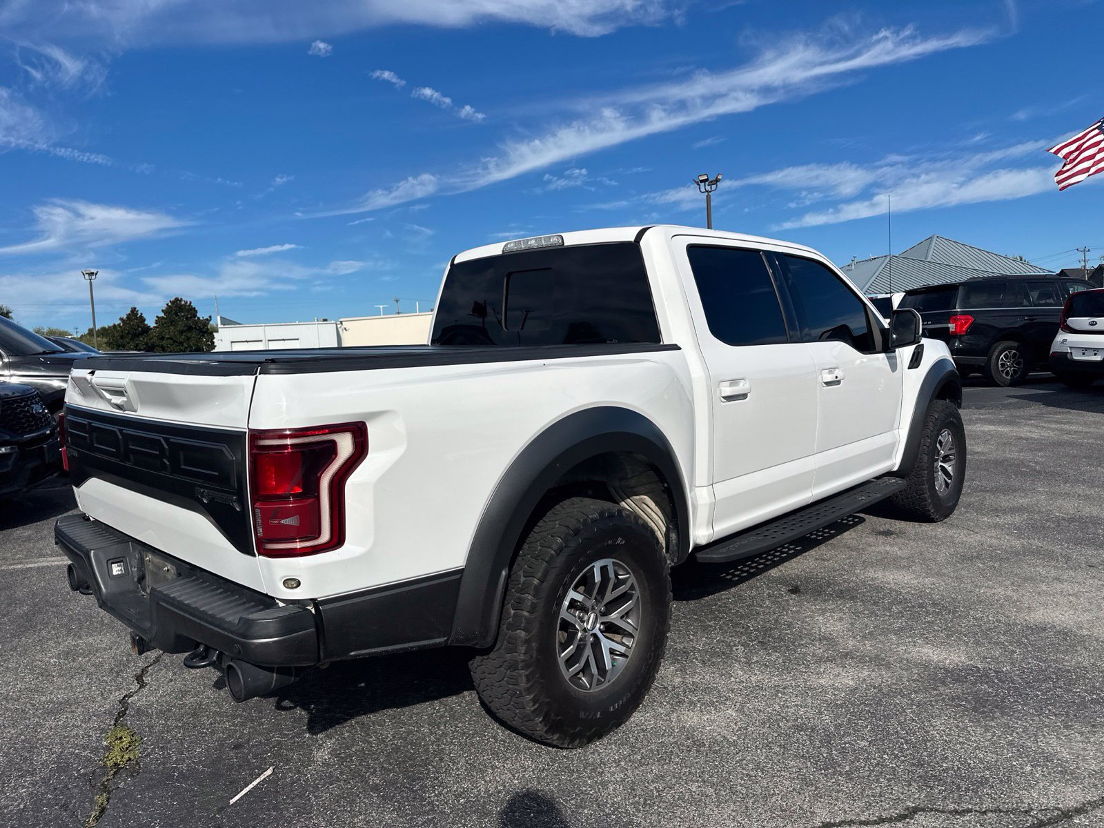 Used 2018 Ford F150 Raptor w/ Equipment Group 802A Luxury AWD/4WD image 5