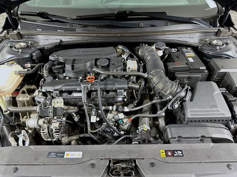 Used 2022 Hyundai Elantra N Line w/ Preferred Accessory Package image 32