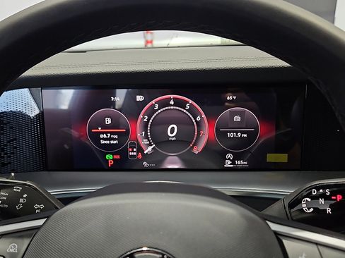 New 2026 Volkswagen Tiguan SE R-Line image 20