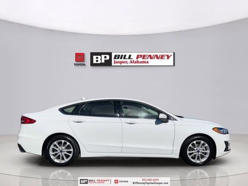 Used 2020 Ford Fusion SE image 6