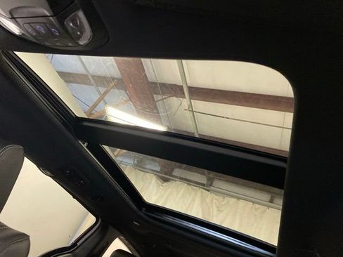 New 2027 Chrysler Pacifica Select FWD image 15