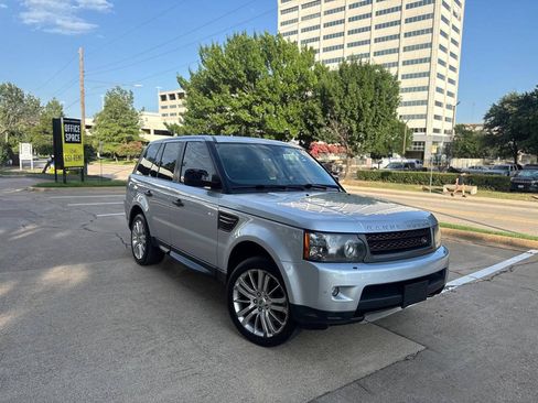 Used 2011 Land Rover Range Rover Sport HSE LUX AWD/4WD image 2