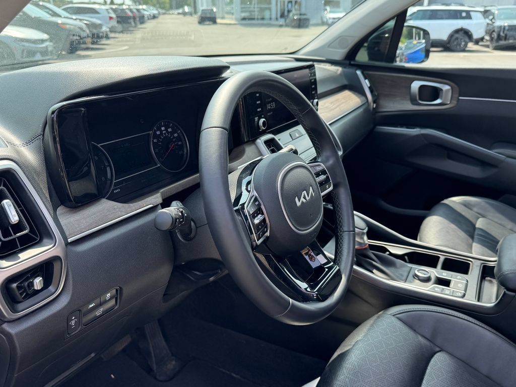 Used 2023 Kia Sorento X-Line EX AWD/4WD image 25
