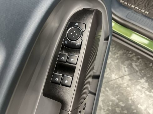 New 2025 Ford Maverick XLT w/ XLT Luxury Package image 7