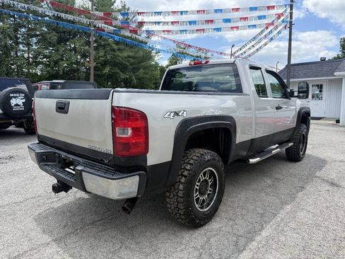 Used 2007 Chevrolet Silverado 2500 W/T AWD/4WD image 5