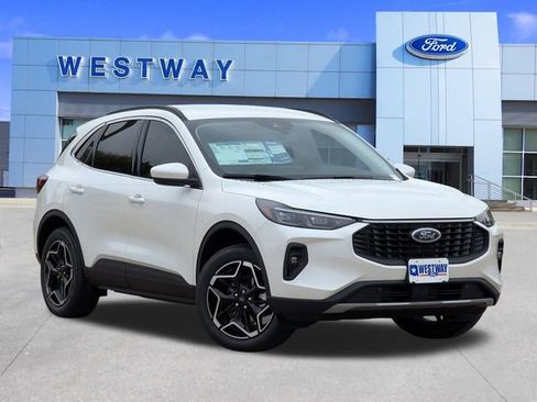 New 2026 Ford Escape Platinum image 30