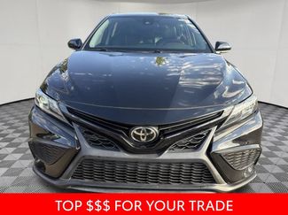 Used 2021 Toyota Camry SE FWD video 2