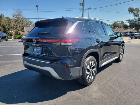 Used 2025 Volkswagen Tiguan S image 6