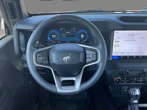 Used 2025 Ford Bronco 2-Door AWD/4WD image 2