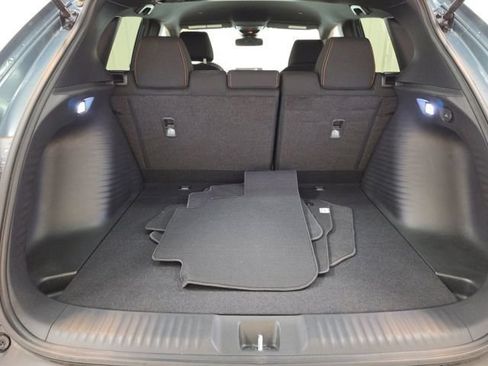 Used 2025 Honda HR-V Sport image 11