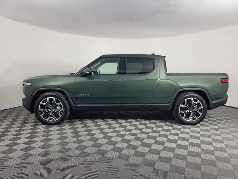 Used 2025 Rivian R1T Adventure AWD/4WD image 2