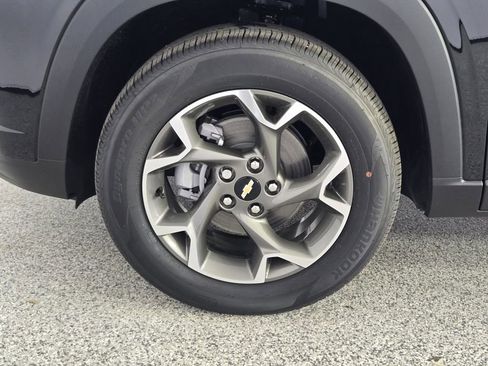 New 2026 Chevrolet Trax LT w/ Driver Confidence Package FWD image 13