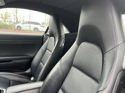 Used 2015 Porsche 911 Carrera image 17