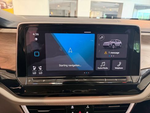 Used 2026 Volkswagen Atlas SE FWD image 20