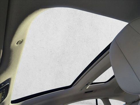 Used 2023 Mercedes-Benz EQS 450+ Sedan image 16