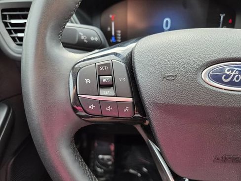 Used 2023 Ford Escape Active AWD/4WD image 30