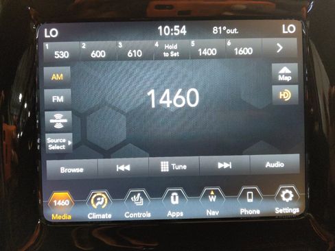 Used 2018 Jeep Compass Limited w/ Navigation Group AWD/4WD image 25