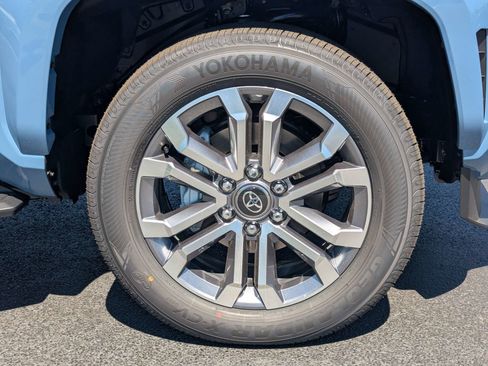New 2026 Toyota 4Runner Limited AWD/4WD image 12
