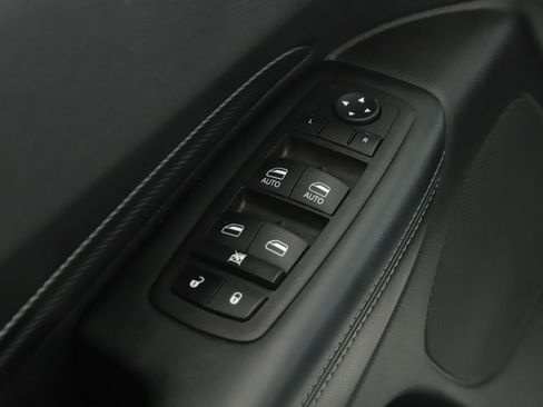 Used 2022 Dodge Durango GT w/ Blacktop Package AWD/4WD image 8