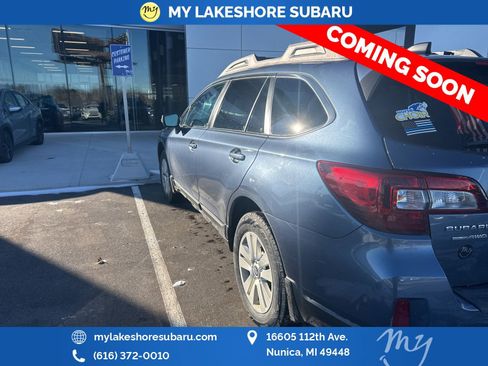 Used 2016 Subaru Outback 2.5i Premium image 6