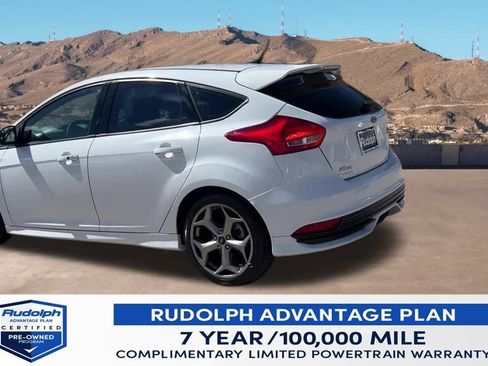 Used 2018 Ford Focus ST image 3