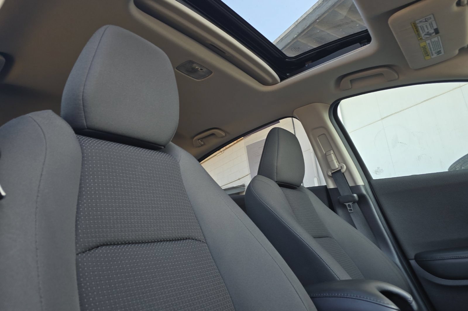 Used 2022 Honda HR-V EX image 14