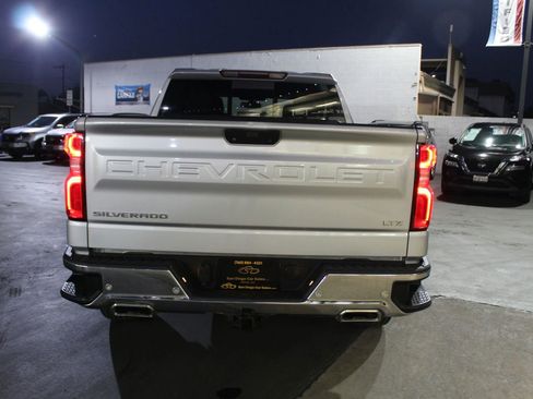 Used 2019 Chevrolet Silverado 1500 LTZ w/ LTZ Plus Package AWD/4WD image 4