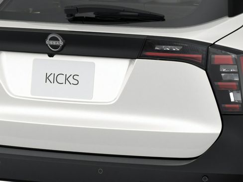 New 2026 Nissan Kicks S FWD image 11