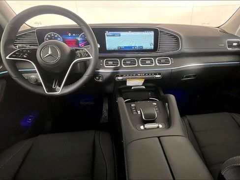 New 2026 Mercedes-Benz GLS 450 GLS 450 image 5