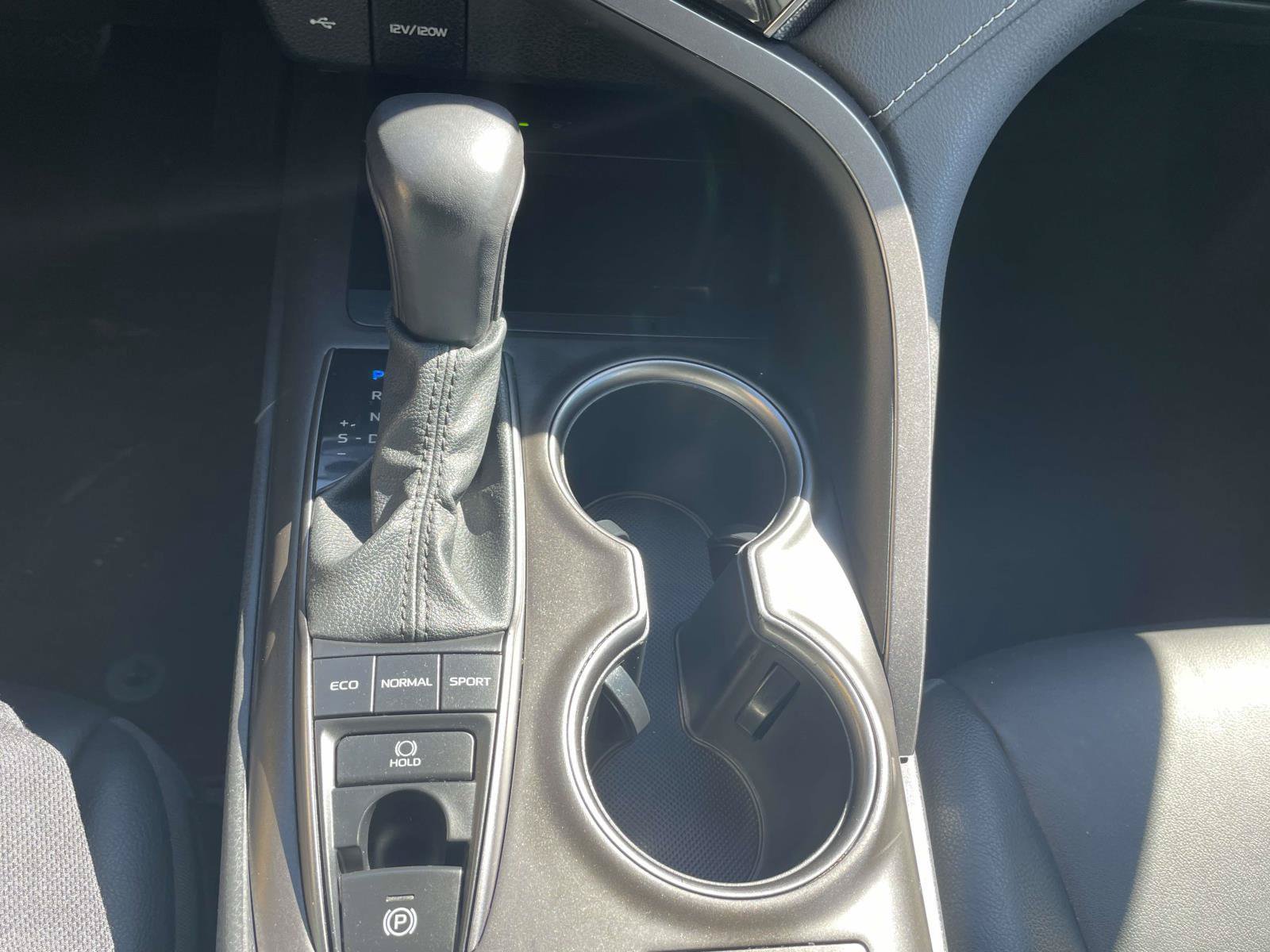 Used 2023 Toyota Camry XSE FWD image 30