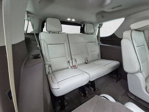Used 2021 GMC Yukon Denali w/ Denali Premium Package AWD/4WD image 23