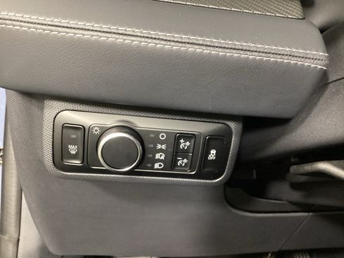 Used 2024 Ford Mustang Mach-E Premium AWD/4WD image 19