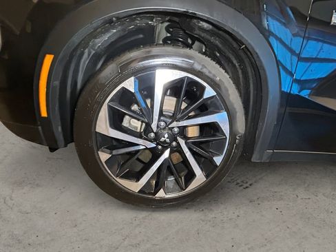 Used 2024 Mitsubishi Outlander SE image 15