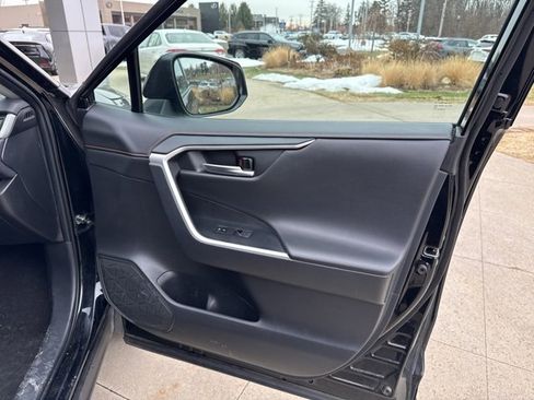 Used 2024 Toyota RAV4 Adventure image 34