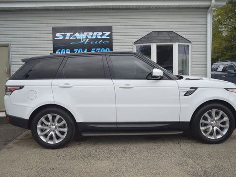 Used 2017 Land Rover Range Rover Sport HSE AWD/4WD image 6