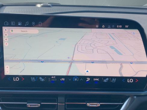 New 2026 Chevrolet Equinox EV LT w/ Convenience Package II image 23