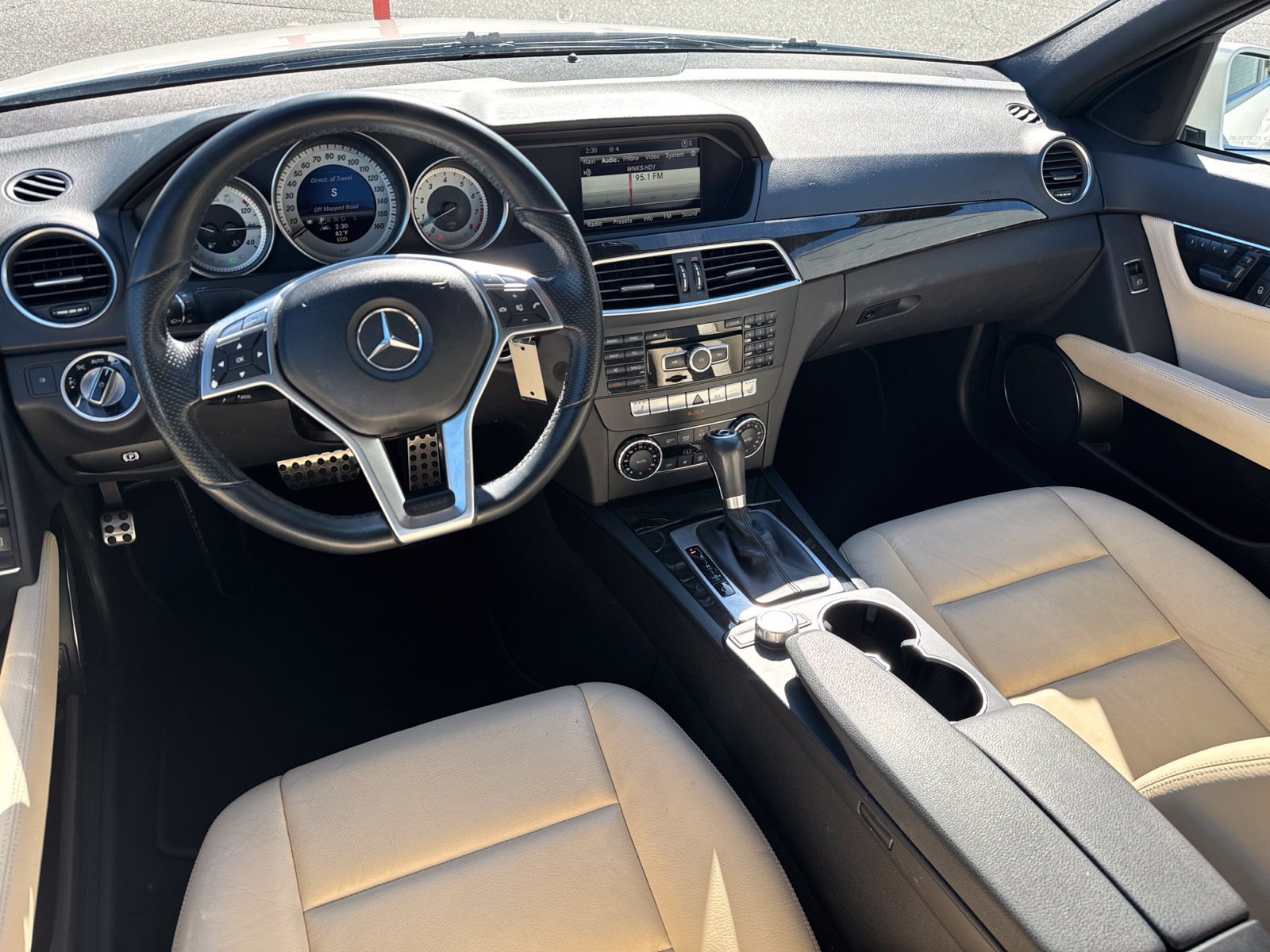 Used 2013 Mercedes-Benz C 350 Sport image 15