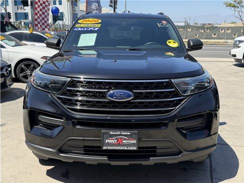 Used 2020 Ford Explorer XLT w/ Class III Trailer Tow Package RWD image 2