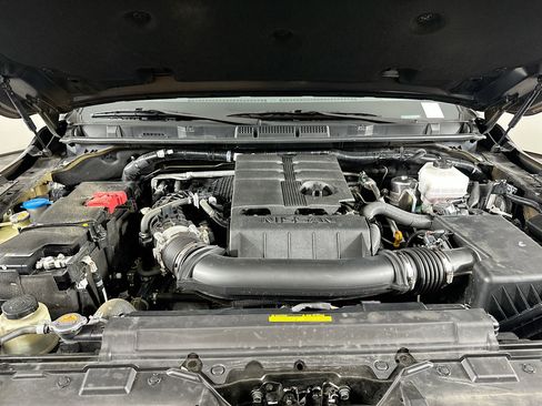 Used 2025 Nissan Frontier SV w/ SV Convenience Package RWD image 31