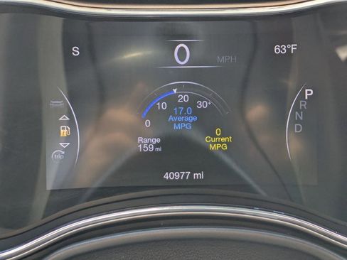 Used 2021 Jeep Grand Cherokee Laredo X image 11