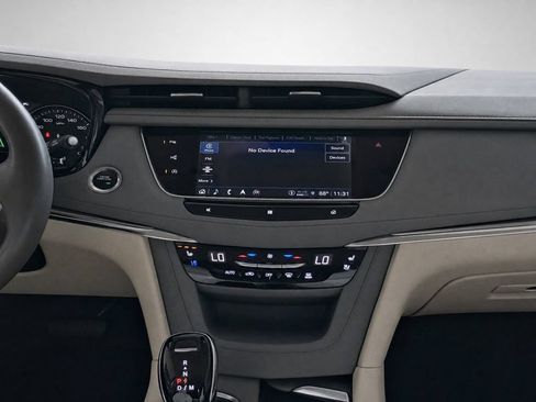 Used 2021 Cadillac XT5 Premium Luxury FWD image 16