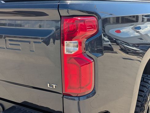 Certified 2022 Chevrolet Silverado 1500 LT Trail Boss w/ LT Trail Boss Premium Package AWD/4WD image 12